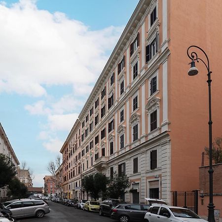 Terme Di Traiano Apartment - 10 Min Dal Colosseo Rom Exteriör bild