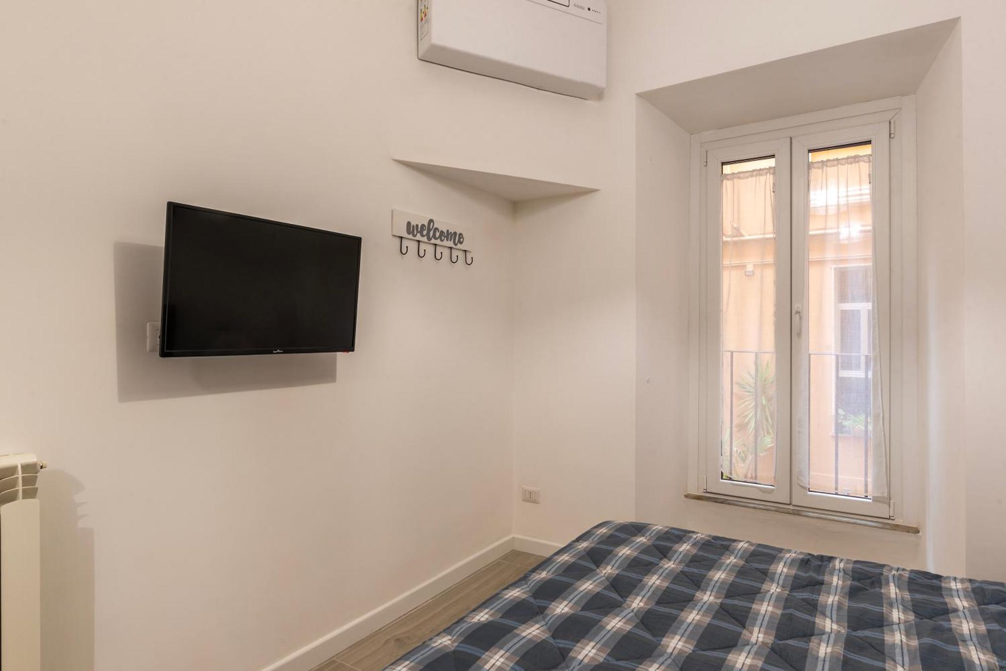 Terme Di Traiano Apartment - 10 Min Dal Colosseo Rom Exteriör bild