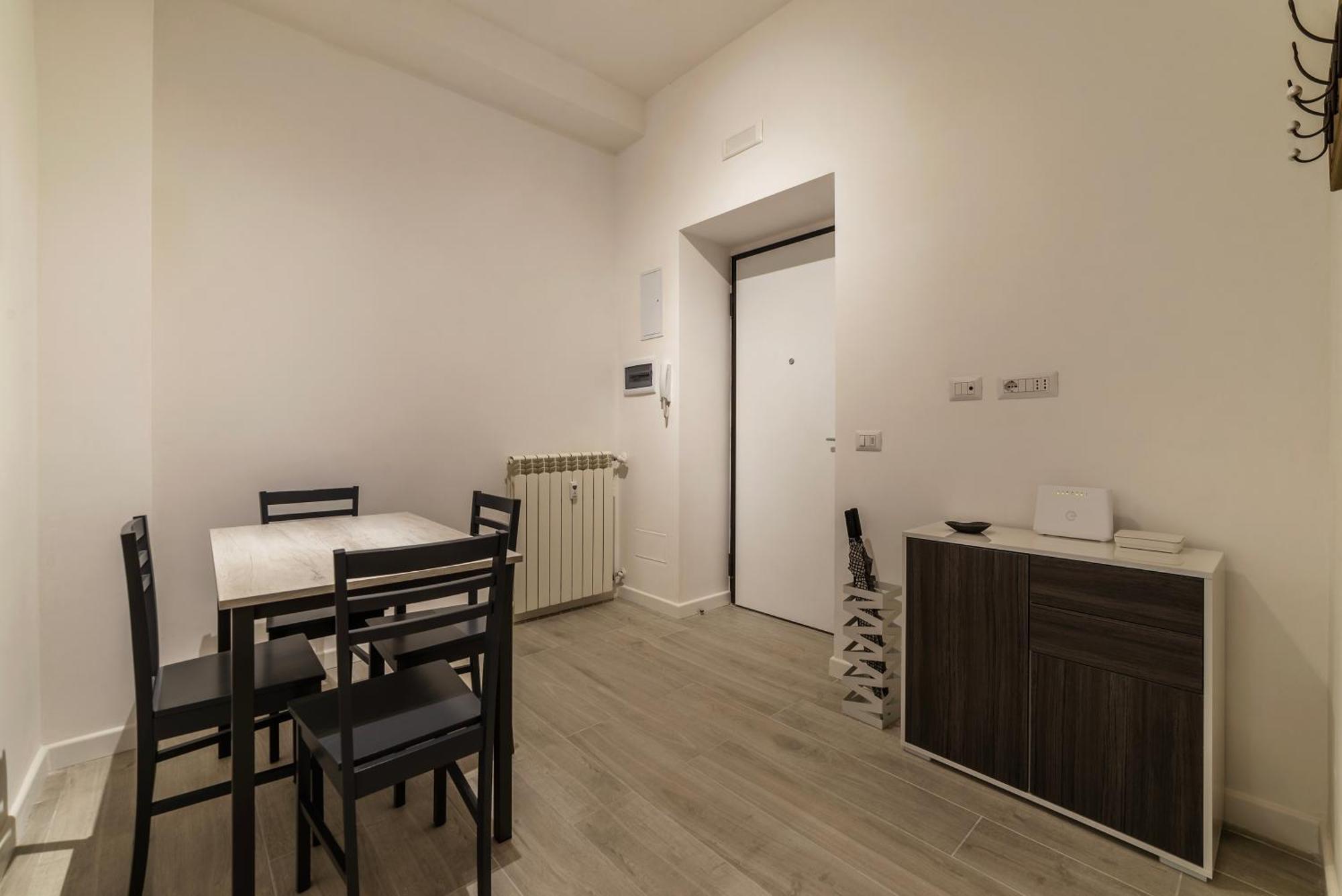 Terme Di Traiano Apartment - 10 Min Dal Colosseo Rom Exteriör bild
